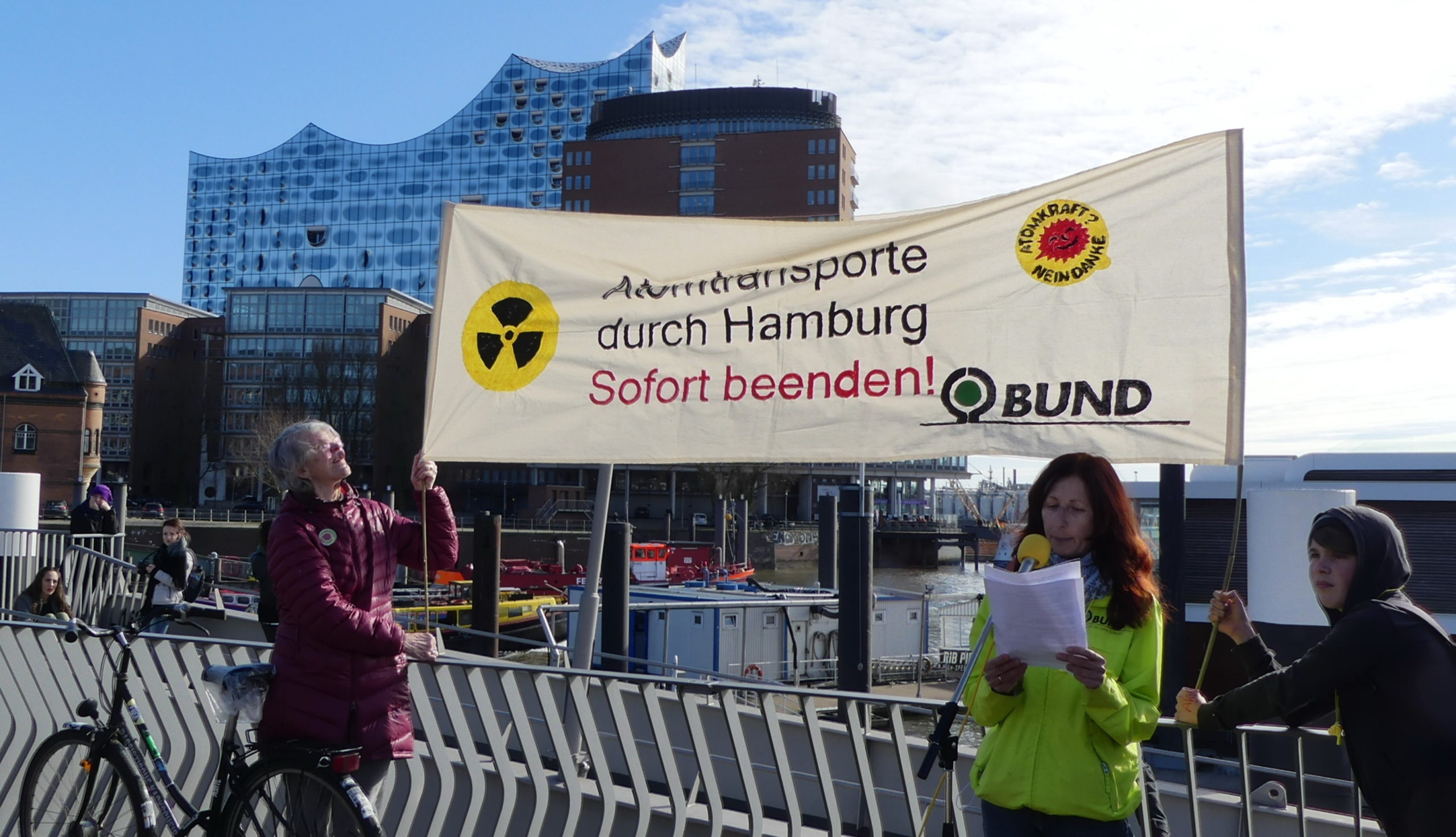 Keine Atomtransporte in Hamburg? BUND hat nachgefragt – wieder 33 strahlende Frachten in drei Monaten