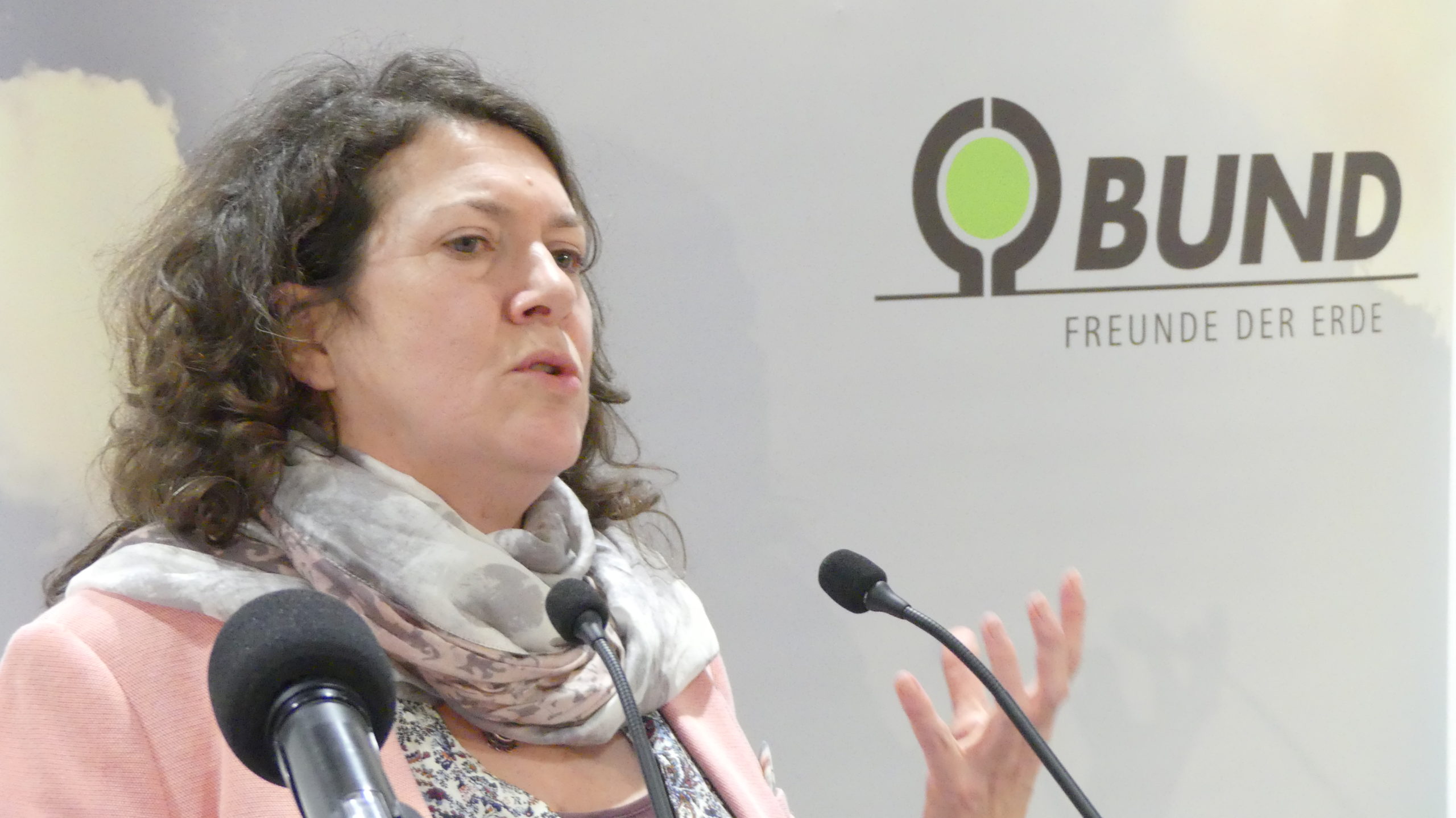 BUND: Lagerung von hochradioaktivem Atommüll unzureichend geschützt – Sicherheitsdebatte mit Öffentlichkeit notwendig